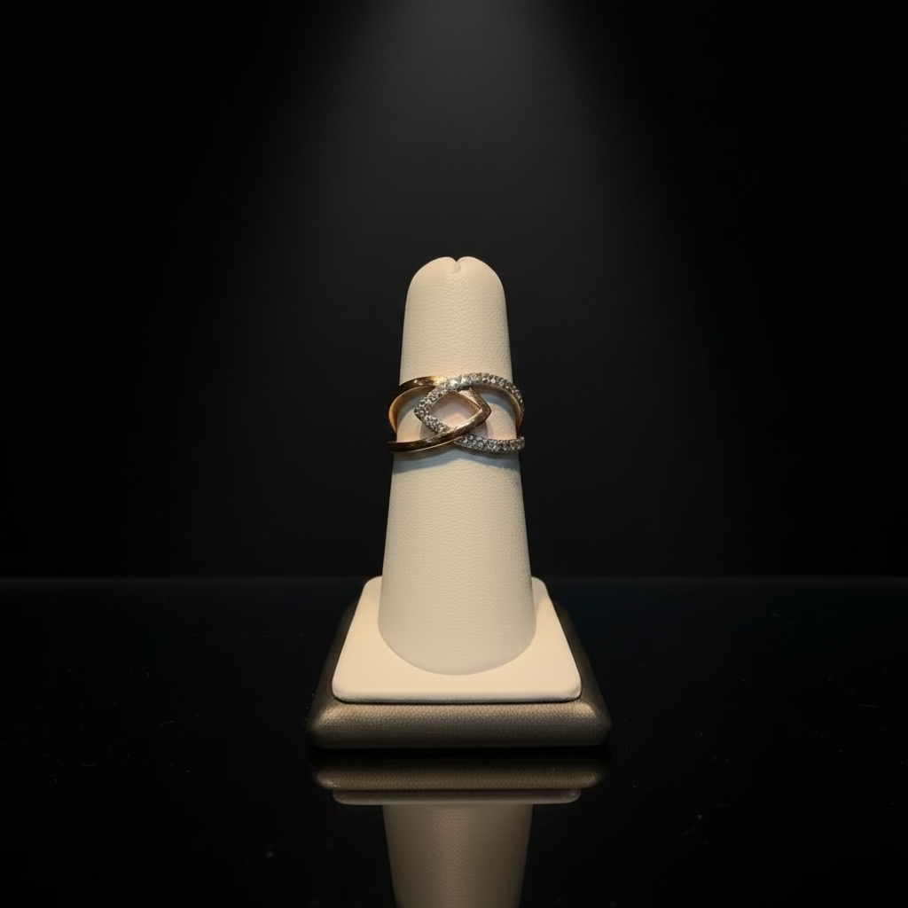 14KR/W Fancy LDS Diamond Ring